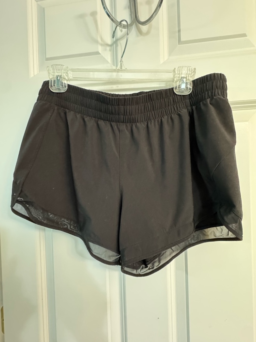 Athleta Black Mesh Racer Run Mid Rise 4" Short